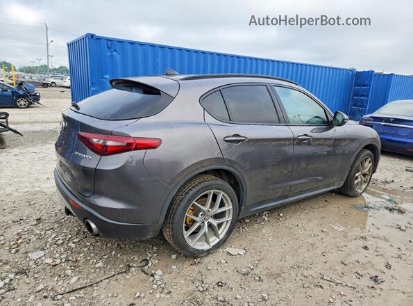 ZASFAKNN3J7B91646 2018 ALFA ROMEO STELVIO Gray Հետևի աջ