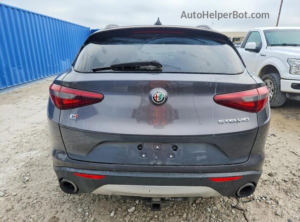 ZASFAKNN3J7B91646 2018 ALFA ROMEO STELVIO Gray Հետևի տեսք