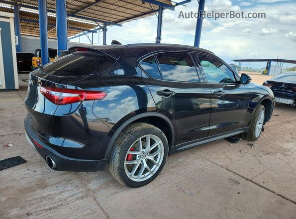 ZASFAKNN5J7C00380 2018 ALFA ROMEO STELVIO Черный Задняя правая четверть