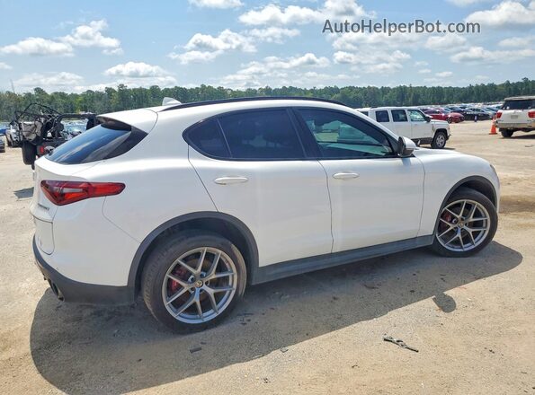 ZASFAKNN6J7C10688 2018 ALFA ROMEO STELVIO White Հետևի աջ