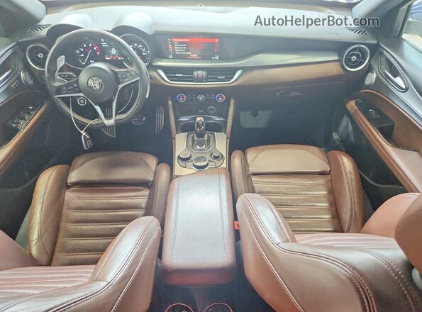 ZASFAKNN7J7B88474 2018 ALFA ROMEO STELVIO Blue Առջևի վահանակի տեսք