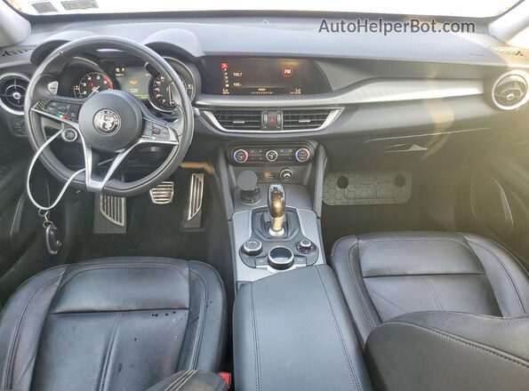 ZASFAKPN0J7B69357 2018 ALFA ROMEO STELVIO Blue Вид панелі приладів