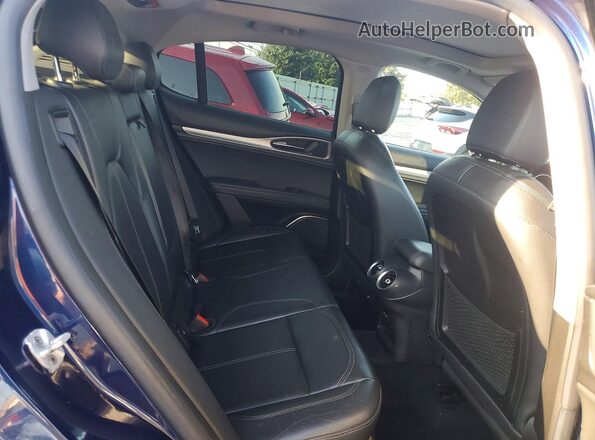ZASFAKPN0J7B69357 2018 ALFA ROMEO STELVIO Blue Вид задньої частини салону