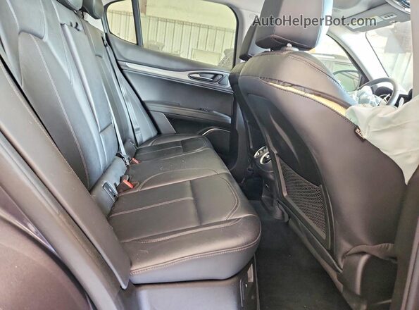 ZASFAKPN1J7B76902 2018 ALFA ROMEO STELVIO Угольный Вид задних сидений