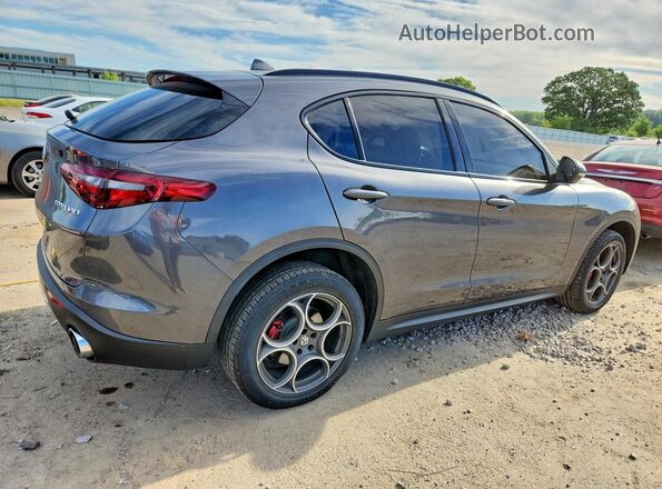 ZASFAKPN4J7B86162 2018 ALFA ROMEO STELVIO Угольный Задняя правая четверть
