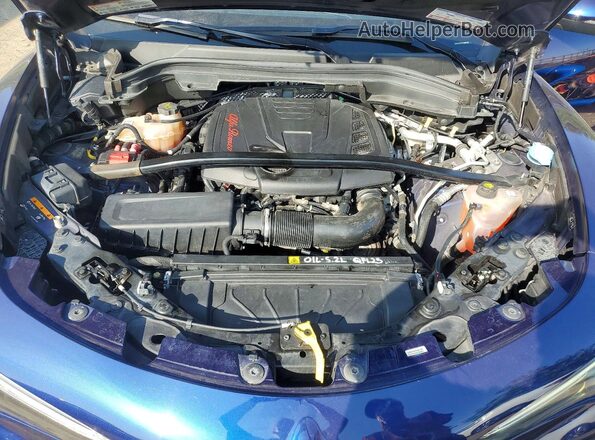 ZASFAKPN7J7B92134 2018 ALFA ROMEO STELVIO Blue Vista del compartimento del motor