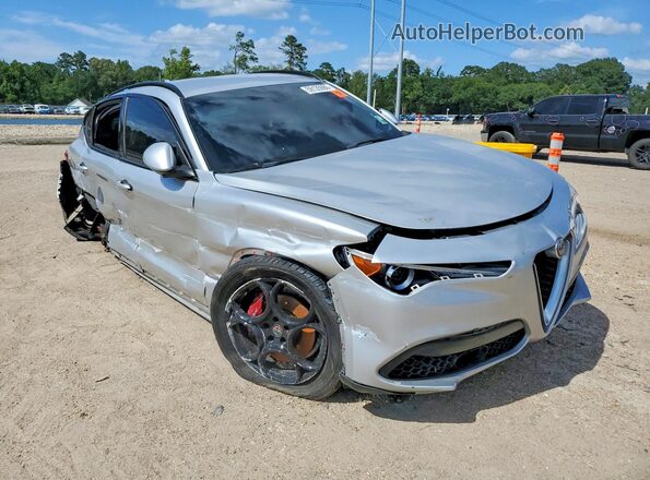 ZASFAKPN9J7B88280 2018 ALFA ROMEO STELVIO Серебряный Передняя правая четверть