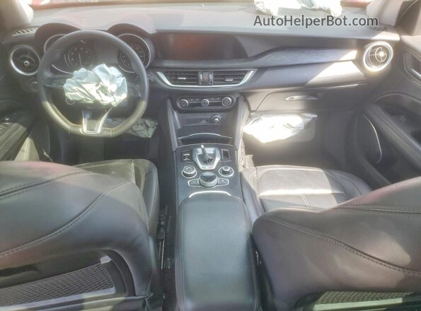 ZASPAJAN4L7C96803 2020 ALFA ROMEO STELVIO Red Vista del salpicadero