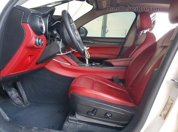 ZASPAJAN5K7C68359 2019 ALFA ROMEO STELVIO White წინა სალონის ხედი
