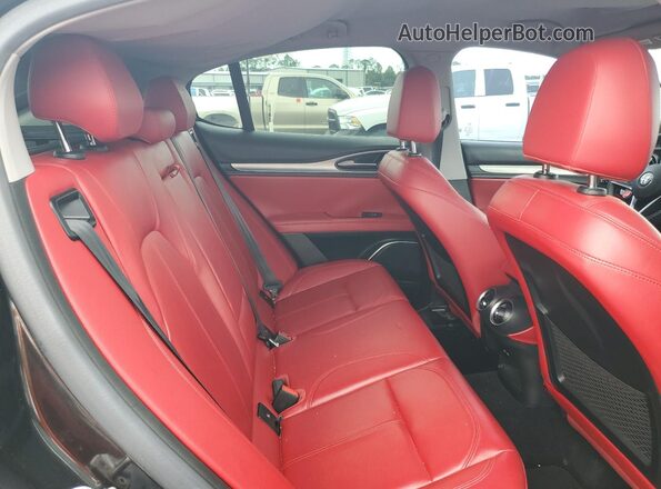 ZASPAJAN7K7C41132 2019 ALFA ROMEO STELVIO Black უკანა სავარძლების ხედი