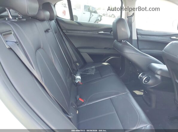 ZASPAJANXK7C49385 2019 ALFA ROMEO STELVIO White VIN կոդի պիտակի տեսք