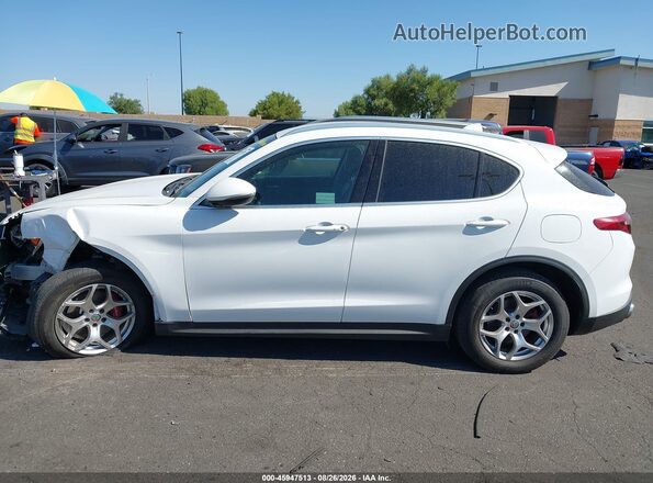 ZASPAJANXK7C49385 2019 ALFA ROMEO STELVIO White Սալոնի 360 աստիճան տեսք
