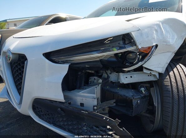 ZASPAJANXK7C49385 2019 ALFA ROMEO STELVIO White 