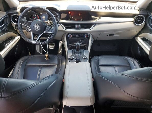 ZASPAKAN8K7C49052 2019 ALFA ROMEO STELVIO Blue Вид панелі приладів