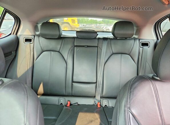 ZASPAKAN9K7C41560 2019 ALFA ROMEO STELVIO Blue Widok tylnych siedzeń