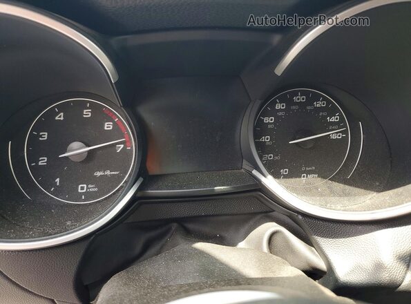 ZASPAKAN9N7D30629 2022 ALFA ROMEO STELVIO Black Instrument cluster view