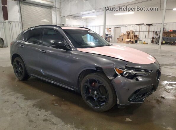 ZASPAKBN1N7D29635 2022 ALFA ROMEO STELVIO Gray Front right