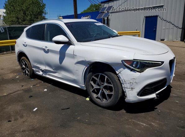 ZASPAKBN2L7C83357 2020 ALFA ROMEO STELVIO White Przód prawy