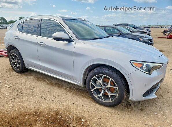 ZASPAKBN4M7D15436 2021 ALFA ROMEO STELVIO Серебряный Передняя правая четверть