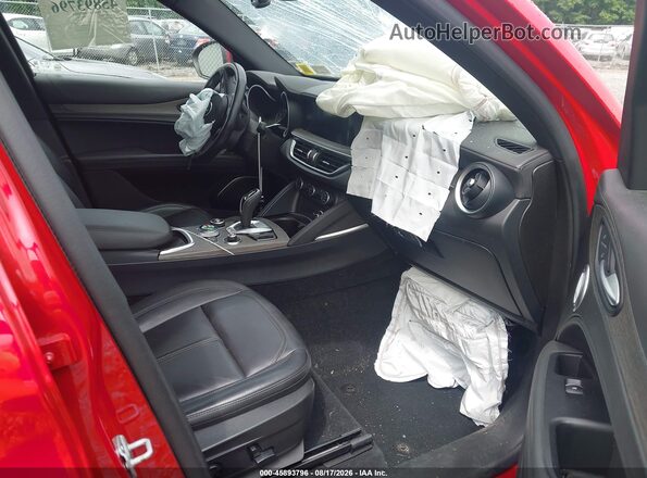 ZASPAKBN6N7D26603 2022 ALFA ROMEO STELVIO Red Вид салону спереду