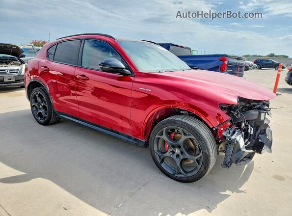 ZASPAKBN7R7D77193 2024 ALFA ROMEO STELVIO Red Przód prawy