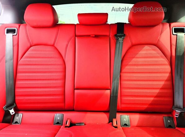 ZASPAKBN7R7D77193 2024 ALFA ROMEO STELVIO Red Widok tylnych siedzeń