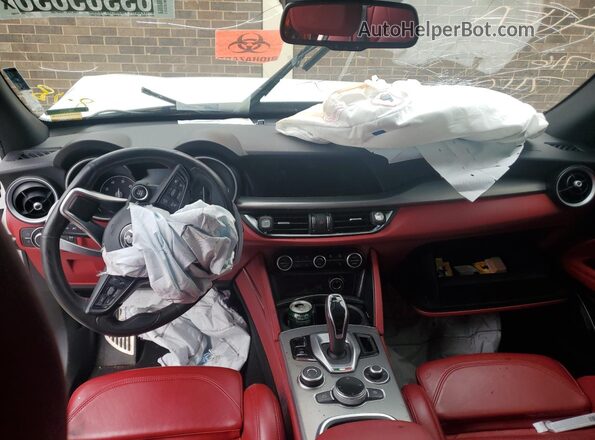 ZASPAKBN8M7D15083 2021 ALFA ROMEO STELVIO White 