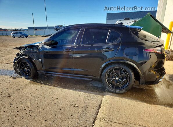 ZASPAKEV0R7D92064 2024 ALFA ROMEO STELVIO Black Przód prawy