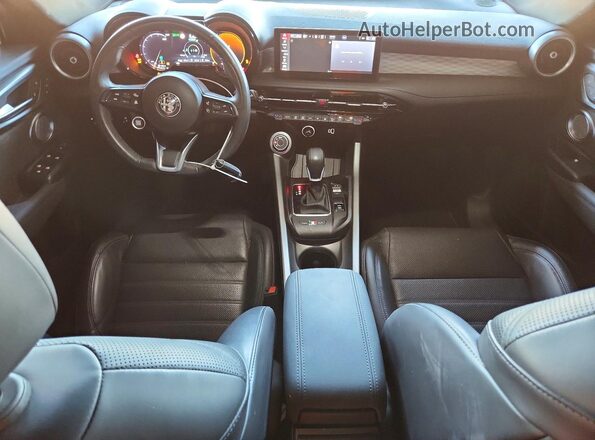 ZASPATCW3R3048878 2024 ALFA ROMEO OTHER Blue Вид панелі приладів