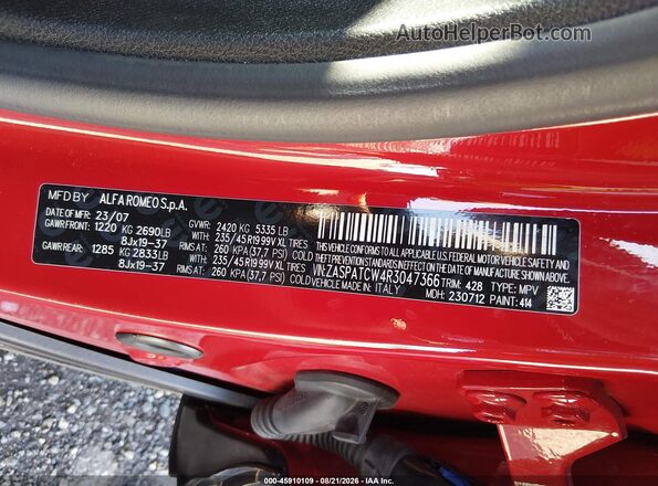 ZASPATCW4R3047366 2024 ALFA ROMEO OTHER Red Շարժիչի բաժամունքի տեսք
