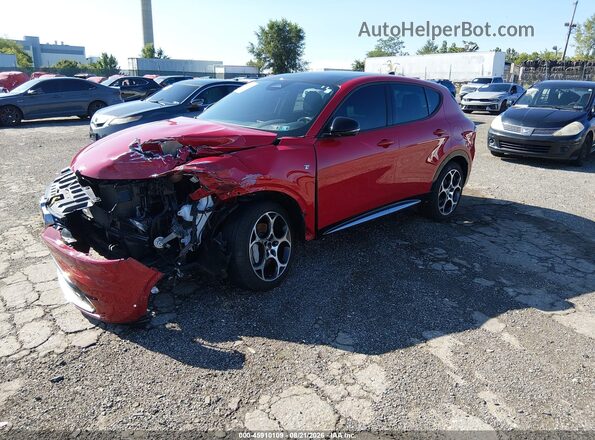 ZASPATCW4R3047366 2024 ALFA ROMEO OTHER Red Առջևի ձախ երեք քառորդ տեսարան