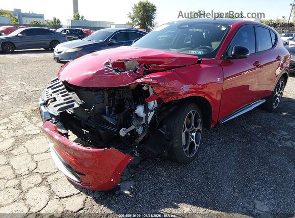ZASPATCW4R3047366 2024 ALFA ROMEO OTHER Red Դիմացի տեսք