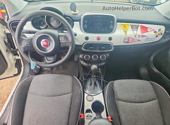 ZFBCFXAB3JP721543 2018 FIAT 500X White Առջևի վահանակի տեսք