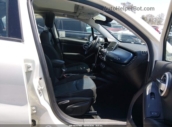 ZFBCFXABXJP686371 2018 FIAT 500X White Vista interior delantera