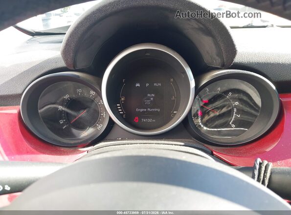 ZFBCFXBT0GP336054 2016 FIAT 500X Red Հետևի նստատեղերի տեսք