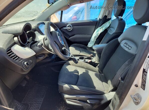 ZFBCFXBT1GP369109 2016 FIAT 500X White Widok wnętrza z przodu