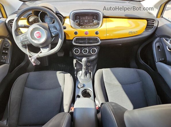 ZFBCFXBT2GP352223 2016 FIAT 500X Yellow Առջևի վահանակի տեսք