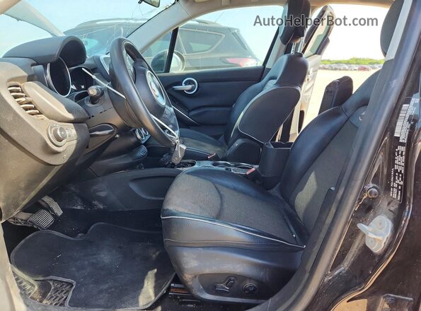 ZFBCFXCB0JP668944 2018 FIAT 500X Black Vista interior delantera