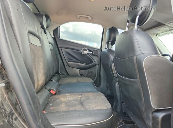 ZFBCFXCB8JP707442 2018 FIAT 500X Black Սալոնի հետևի տեսք