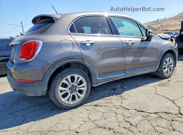 ZFBCFXDB0HP518826 2017 FIAT 500X Brown Trasero derecho