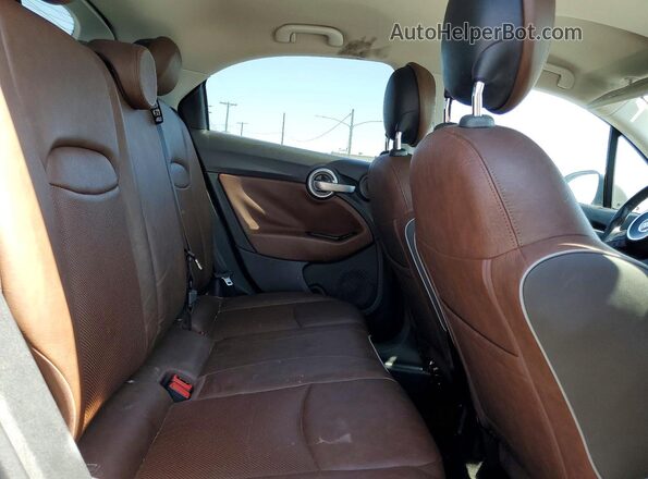 ZFBCFXDB0HP518826 2017 FIAT 500X Brown Vista interior trasera