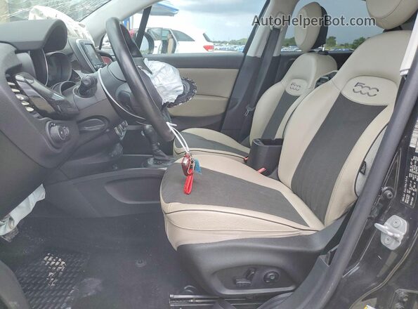 ZFBCFXDB1HP581899 2017 FIAT 500X Black Front interior view