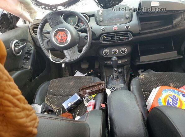 ZFBCFYCB1JP689999 2018 FIAT 500X White Առջևի վահանակի տեսք