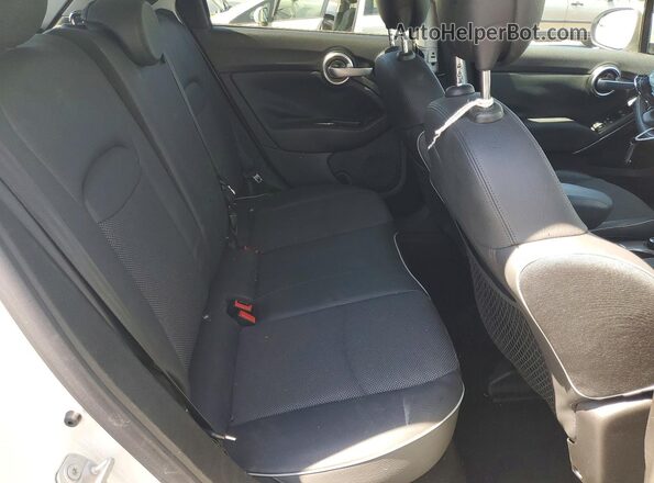 ZFBCFYCT6GP344467 2016 FIAT 500X White 