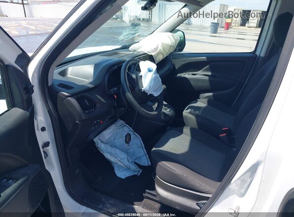 ZFBHRFAB5M6V40171 2021 RAM PROMASTER CITY White Front interior view