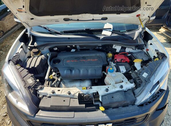 ZFBHRFAB7L6S13690 2020 RAM PROMASTER White Вид підкапотного простору
