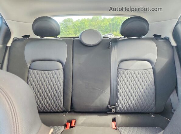 ZFBNFYB14KP786598 2019 FIAT 500X White Vista de los asientos traseros