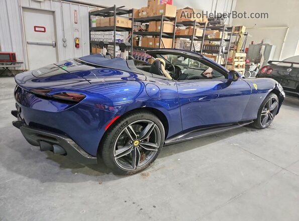 ZFF09RPA0T0328484 2026 FERRARI ROMA Синий Задняя правая четверть