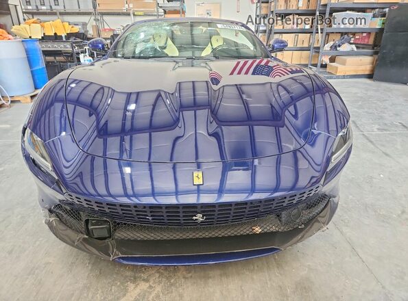 ZFF09RPA0T0328484 2026 FERRARI ROMA Синий Вид спереди