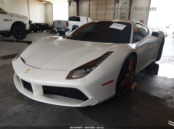 ZFF79ALA7J0230832 2018 FERRARI 488 Белый Передняя левая четверть